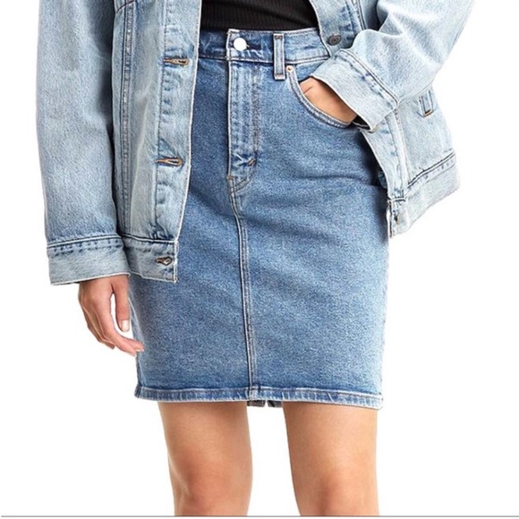 Levi's Dresses & Skirts - Levi’s Midi Denim Skirt